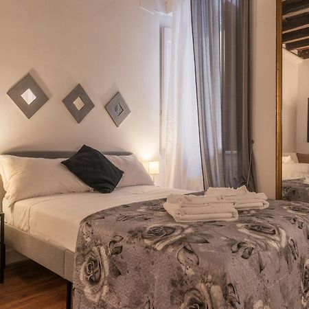 Fori Imperiali Elegant Apartment Roma Eksteriør bilde