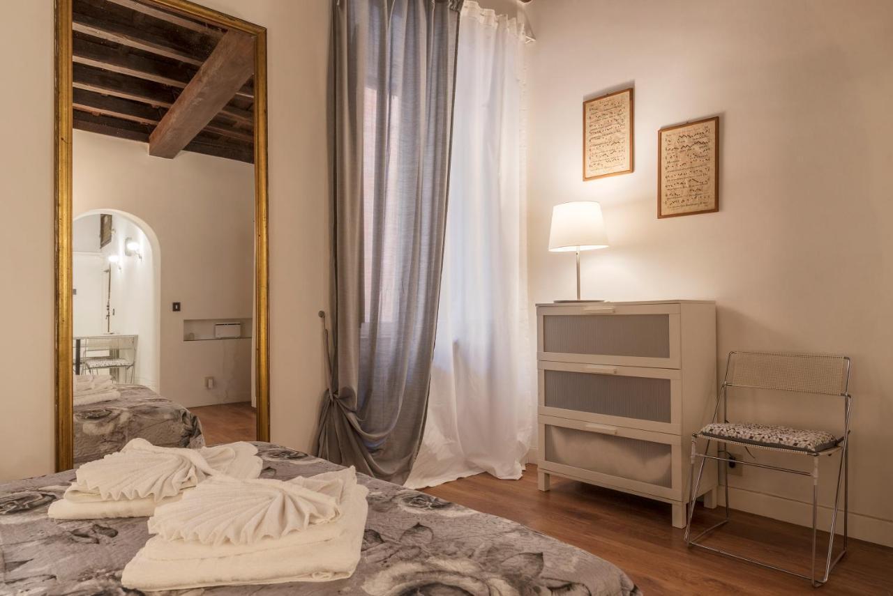 Fori Imperiali Elegant Apartment Roma Eksteriør bilde