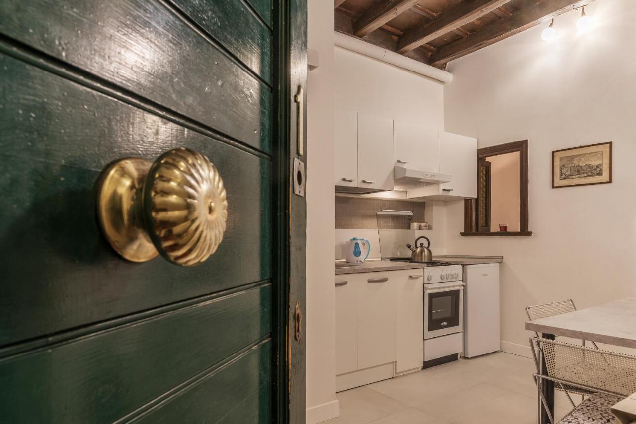Fori Imperiali Elegant Apartment Roma Eksteriør bilde